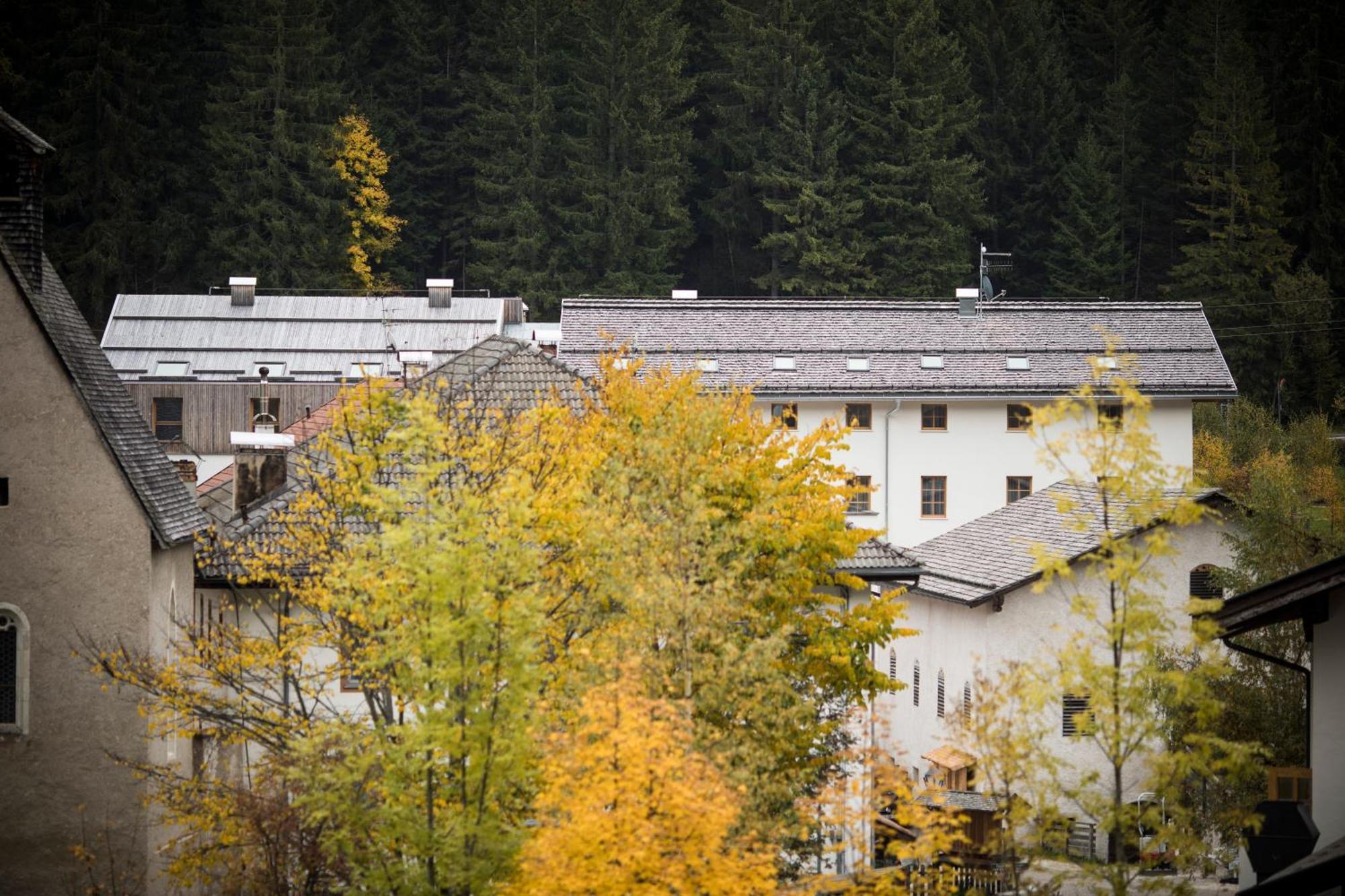 Zum Hirschen Boutique Hotel Val Di Non Unsere Liebe Frau im Walde Exterior photo