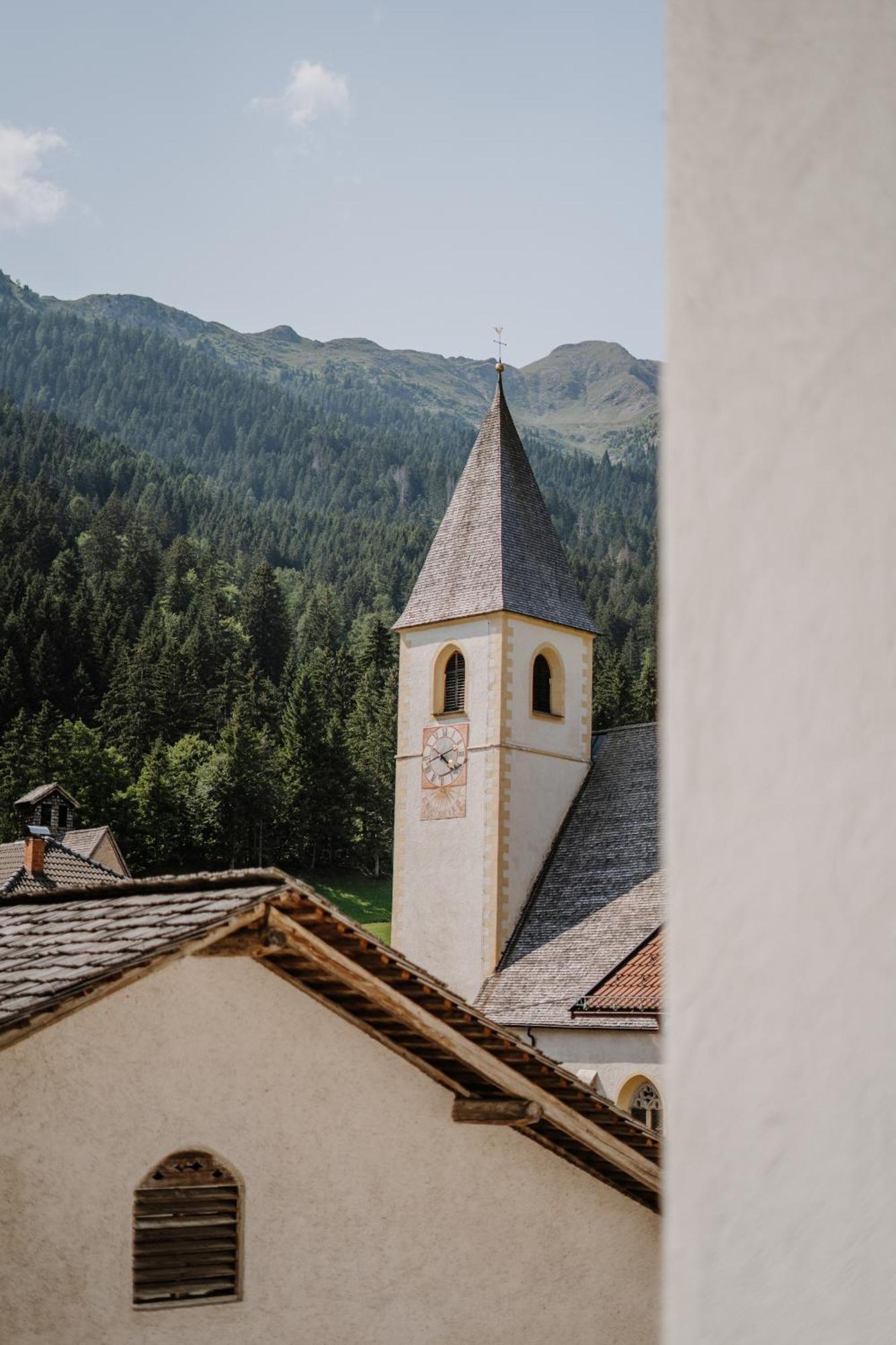 Zum Hirschen Boutique Hotel Val Di Non Unsere Liebe Frau im Walde Exterior photo
