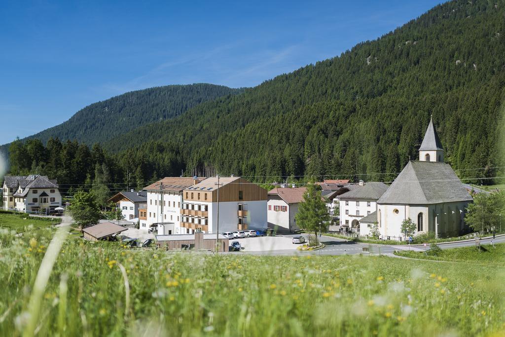 Zum Hirschen Boutique Hotel Val Di Non Unsere Liebe Frau im Walde Exterior photo